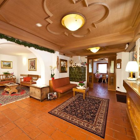 Hotel Лівіньо Екстер'єр фото